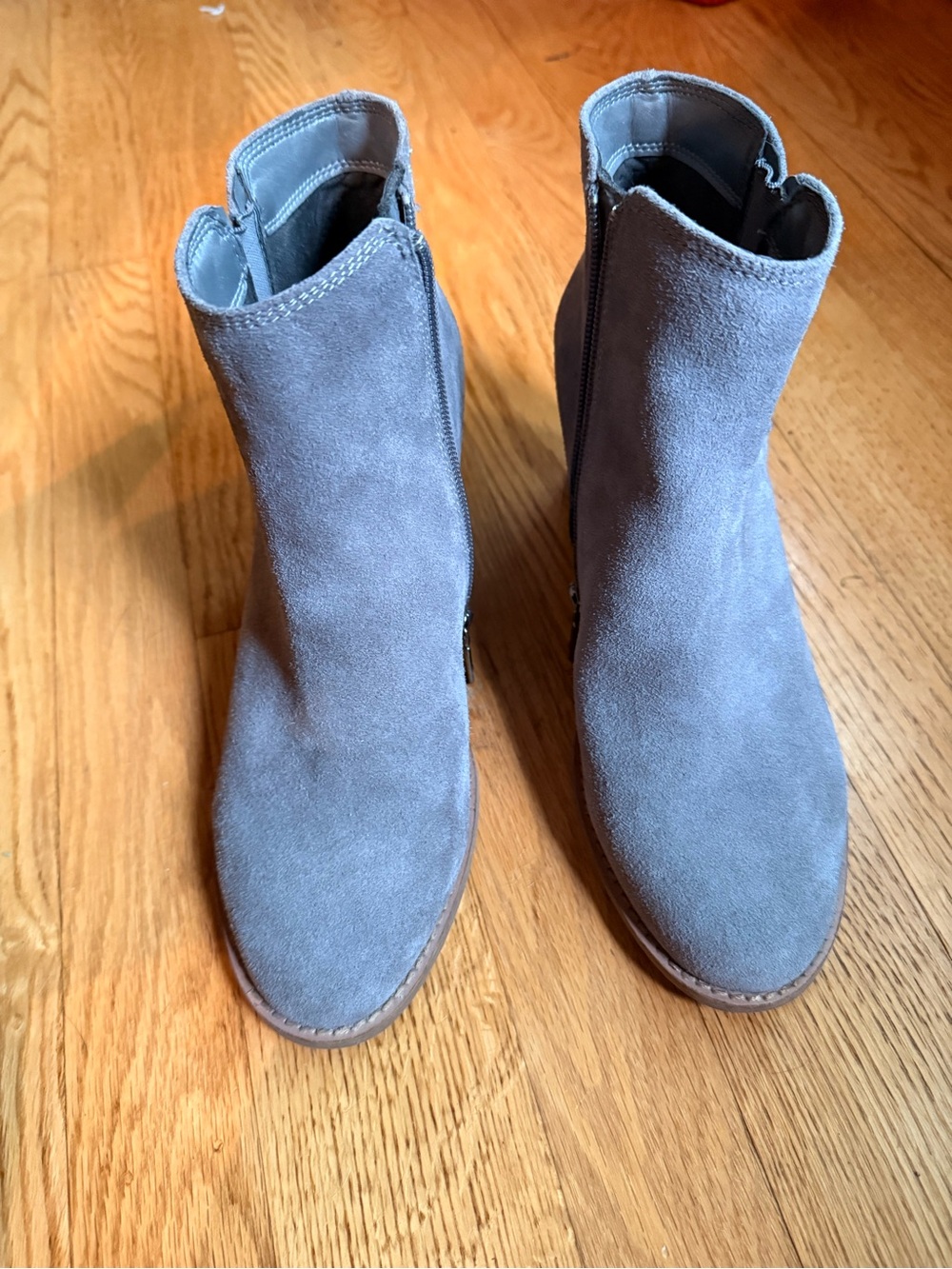 Blondo Waterproof Gray Suede Ankle Booties with Side Zip